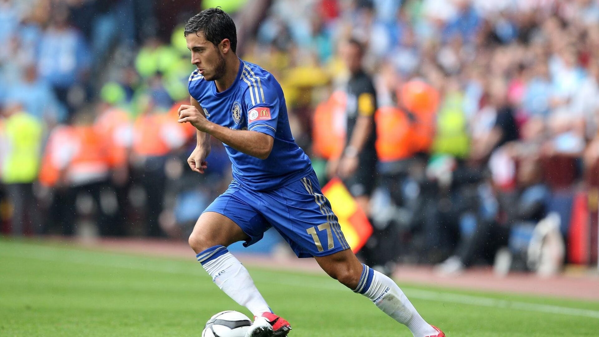 爱游互娱游戏官网-传的漂亮，打的精彩！费尔明长传精准制导，拉什福德一步过掉对手爆杆破门！